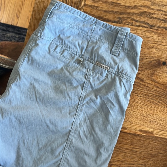 Royal Robbins Active Blue Shorts.  No sign of wear. Blue Quick Dry. - Picture 5 of 7